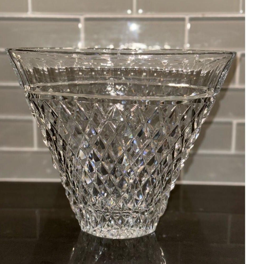 Bombay Elegant Lead Crystal Oval Centerpiece Vase